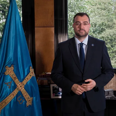 Adrián Barbón Rodríguez