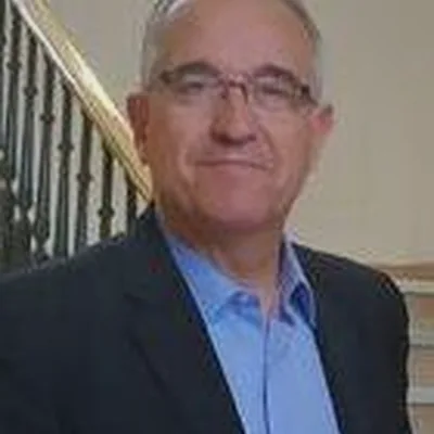 Enrique Maya Miranda