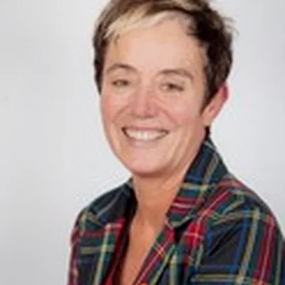 Isabel Pozueta Fernández