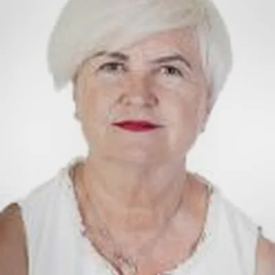 María Isaura Leal Fernández